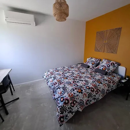 Βίλα Maison Des Libellules De Dugradus Ομπενά