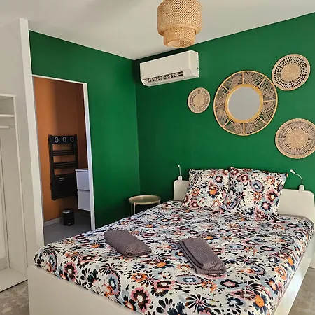 Вилла Maison Des Libellules De Dugradus